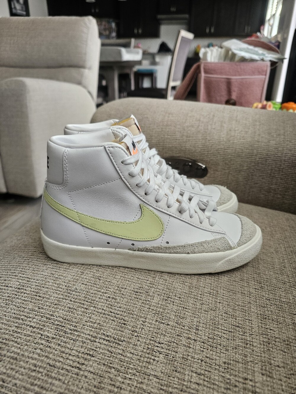Nike Women's Blazer Mid '77 'Barely Volt Sneakers - Picture 6 of 8
